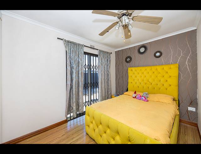 3 BEDROOM HOUSE FOR SALE IN TABLE VIEW